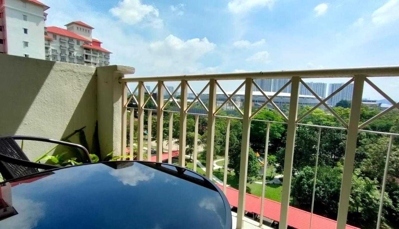 Apartment Next To Axiata Arena, Stadium Bukit Jalil Kuala Lumpur Zewnętrze zdjęcie